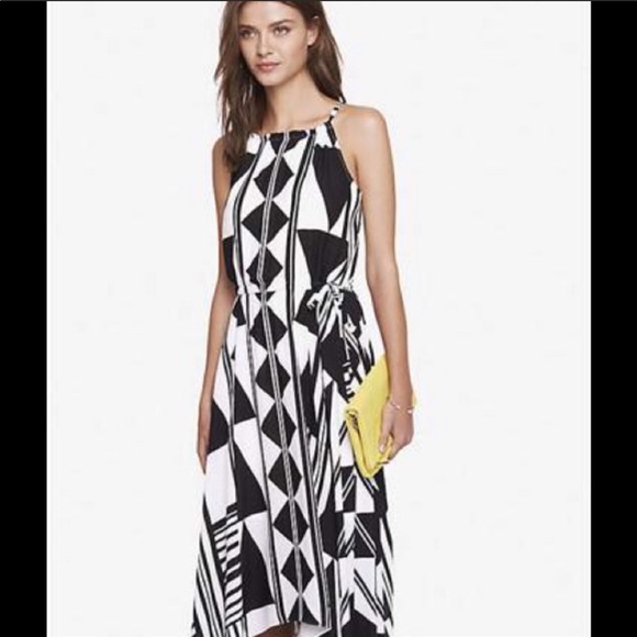 Express Geometric Black and White Print Dress - Picture 2 of 8